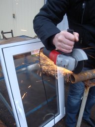 У нас как всегда - жидкая защитная пленка для стекла!