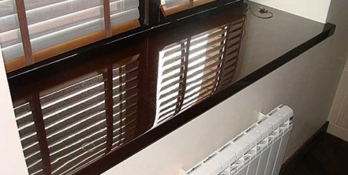 Подойдет ли жидкая пленка для подоконников и других поверхностей?